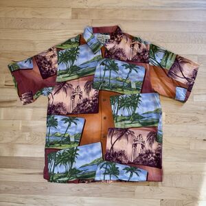 Tommy Bahama Camp 100% Silk Shirt Men’s Medium Graphic Floral Button Hawaiian